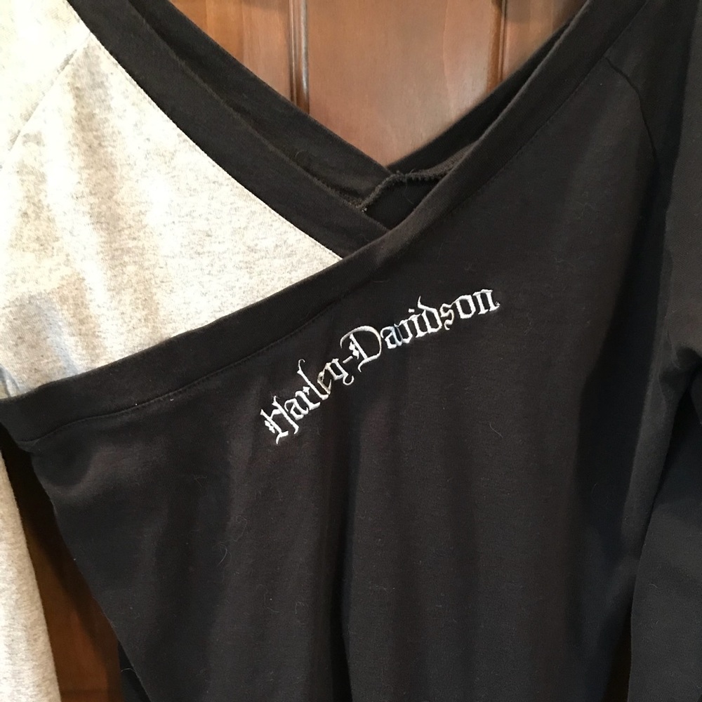 Unique Harley-Davidson top. Very flattering.